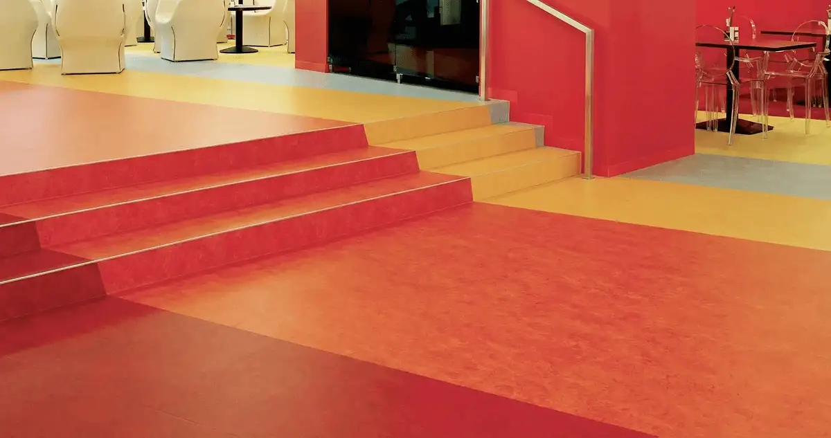 Snack bar with beautiful professionally installed linoleum flooring in Saint Petersburg, FL
